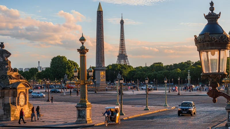 Run the Seine: A Scenic 5K Through Paris