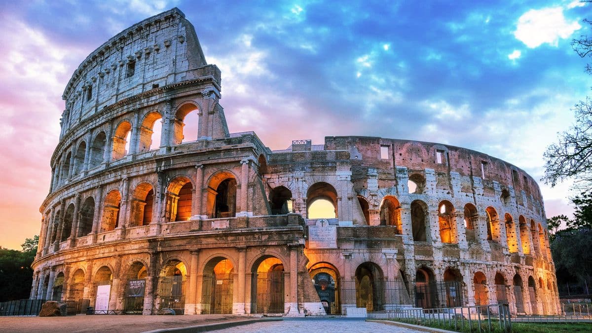 Sport and Spectacle at the Colosseum