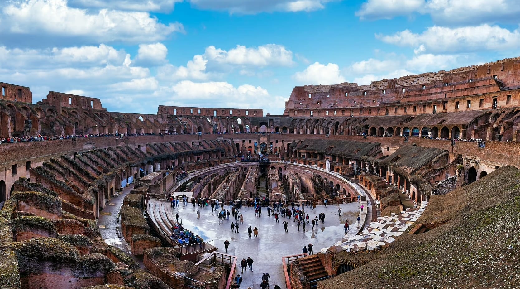 Sport and Spectacle at the Colosseum