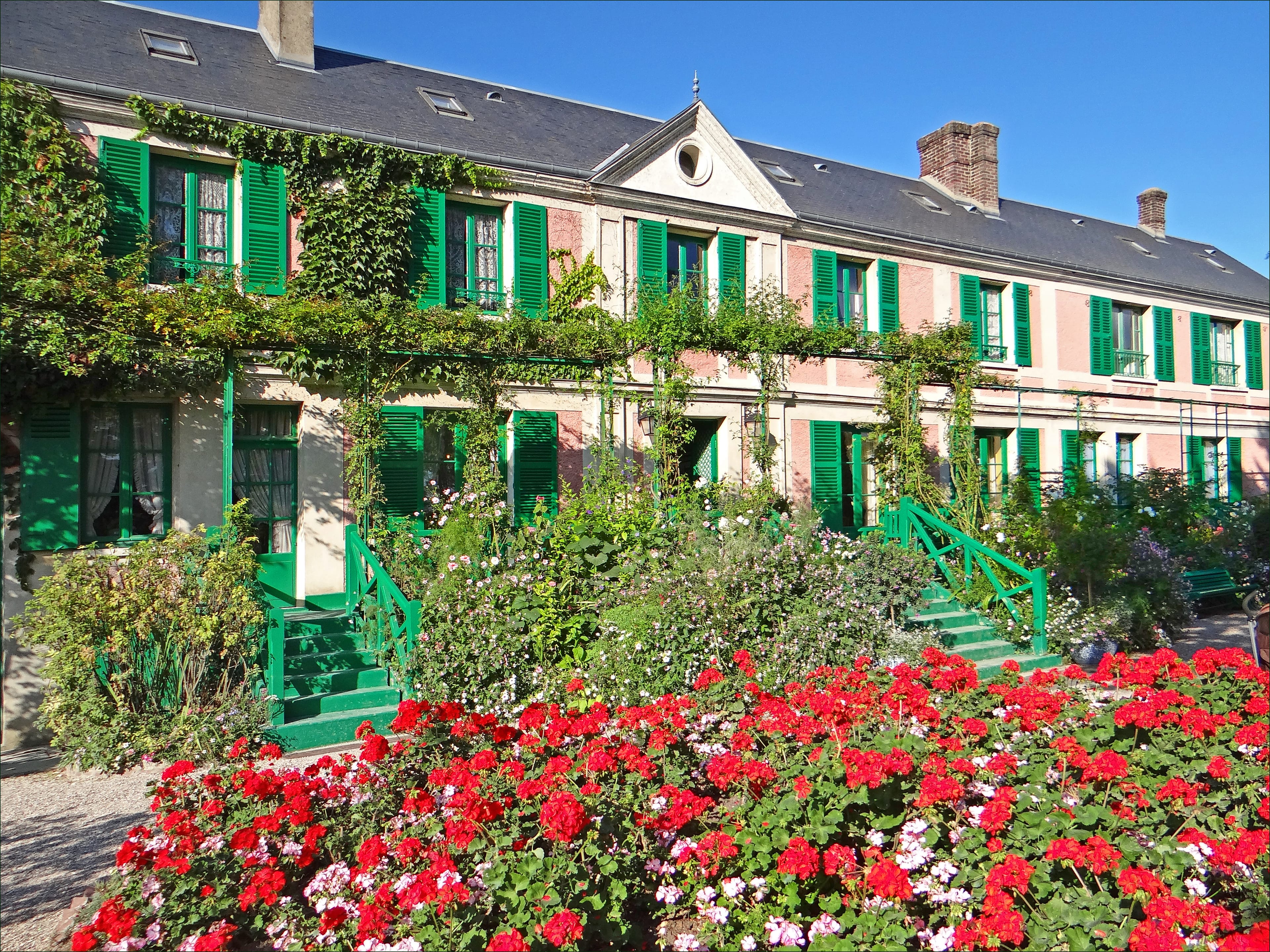 The Art of Living at Monet’s Family Home