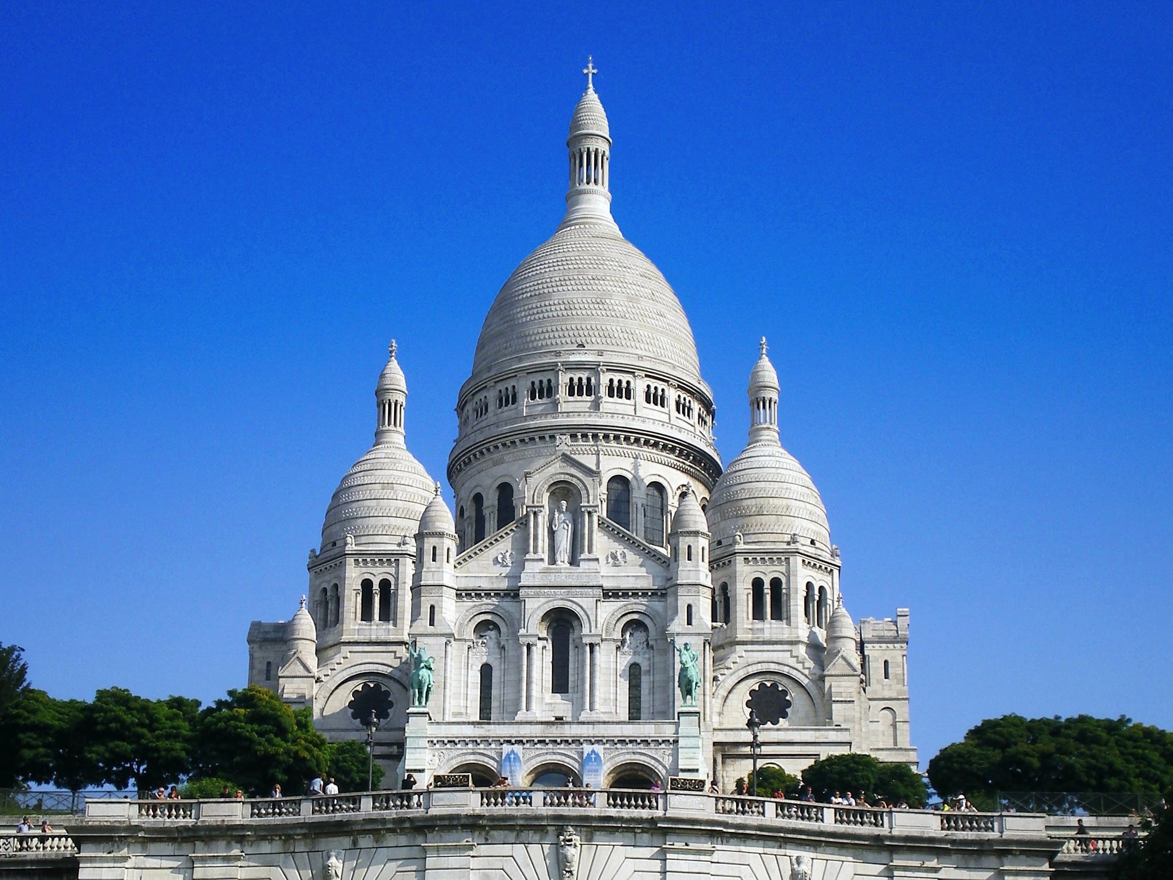 Artists, Rebels, and Dreamers in Montmartre
